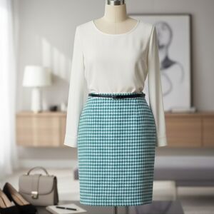Talbots Houndstooth Pencil Skirt – Tailored Charm in Turquoise & White  Size 6